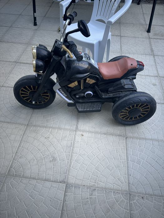 Електрическо моторче