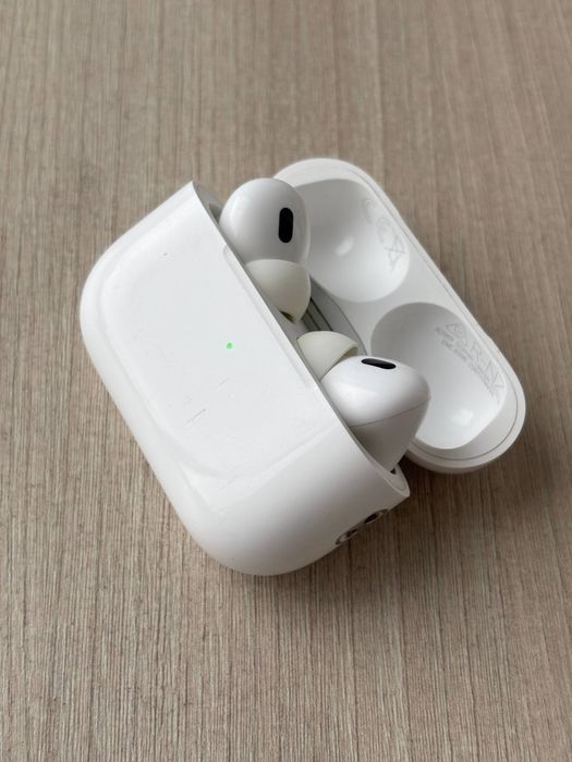 AirPods Pro 2 в отличном состоянии