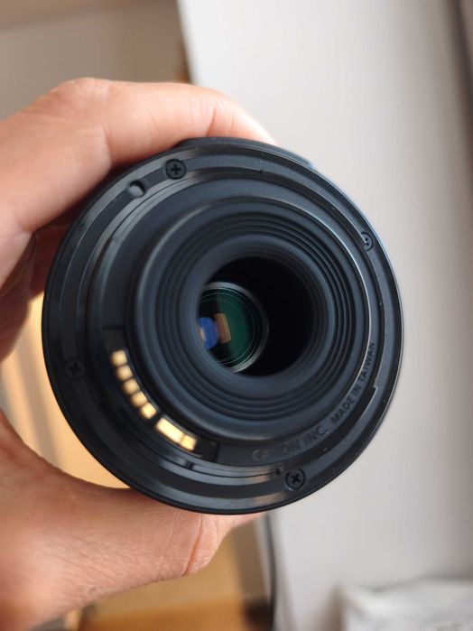 Фотоапарат CanonEOS 2000D