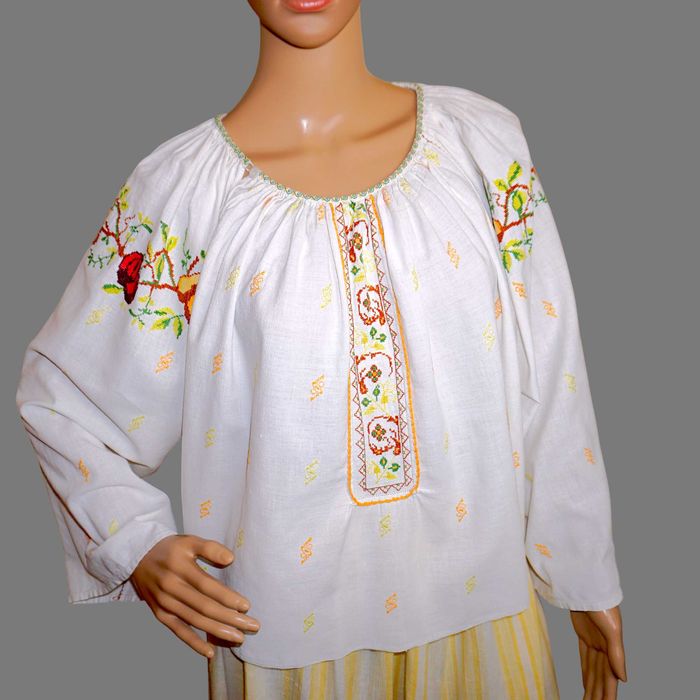 Costum popular autentic, vechi , oltenesc cu valnic masura M-L