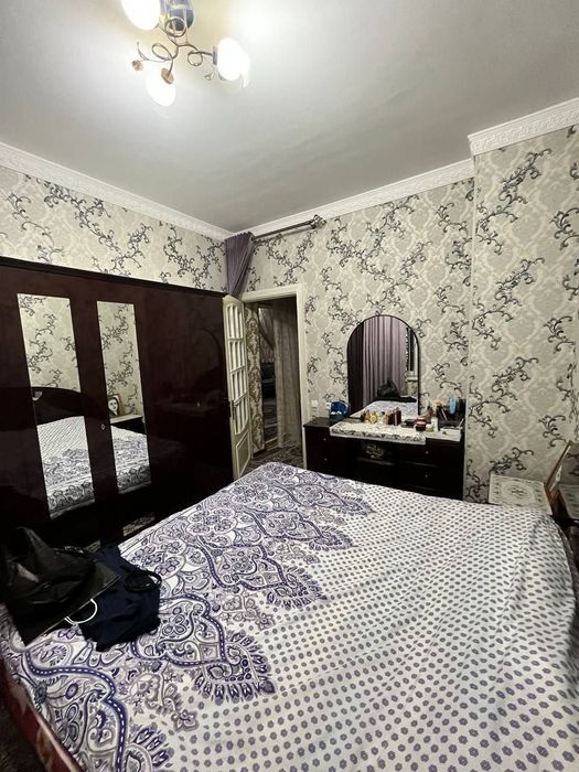 4/4/9. Сергели 6. (Дехкан-базар). Квартира 96 м². Метро - 800 м..