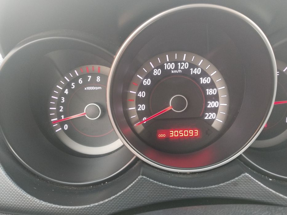 Машину киа церато