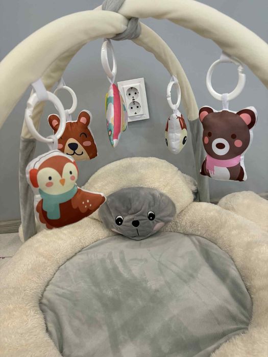 Активна гимнастика бебе Мери