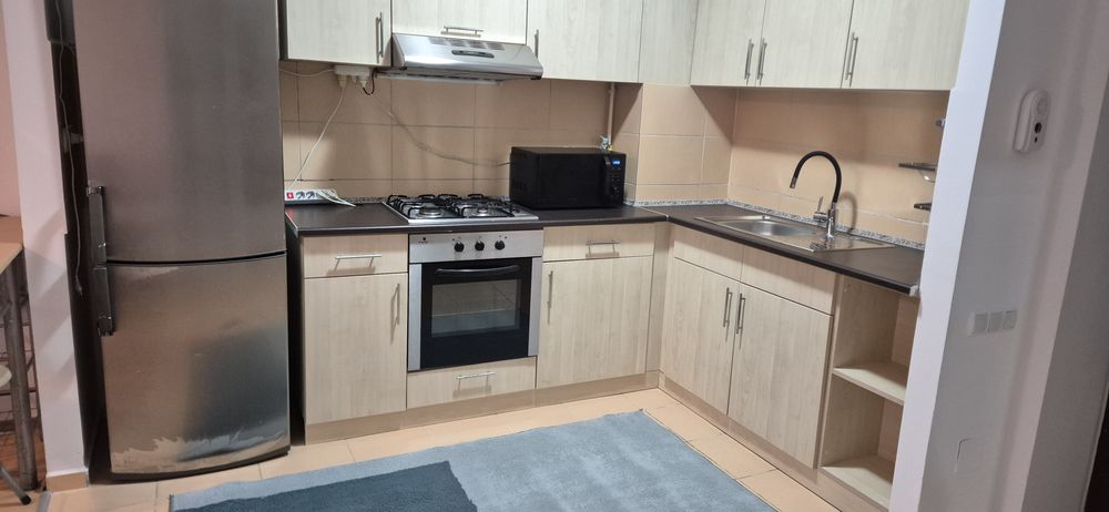 Inchiriez ap 2 cam Green Park Tatarasi