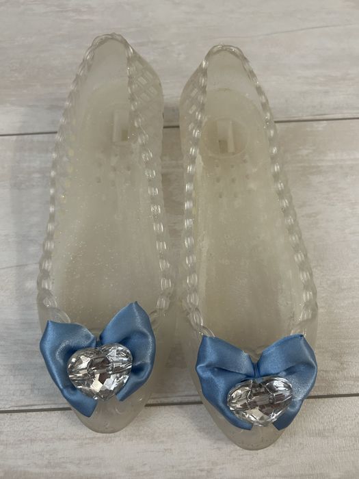 детские туфли с парижа