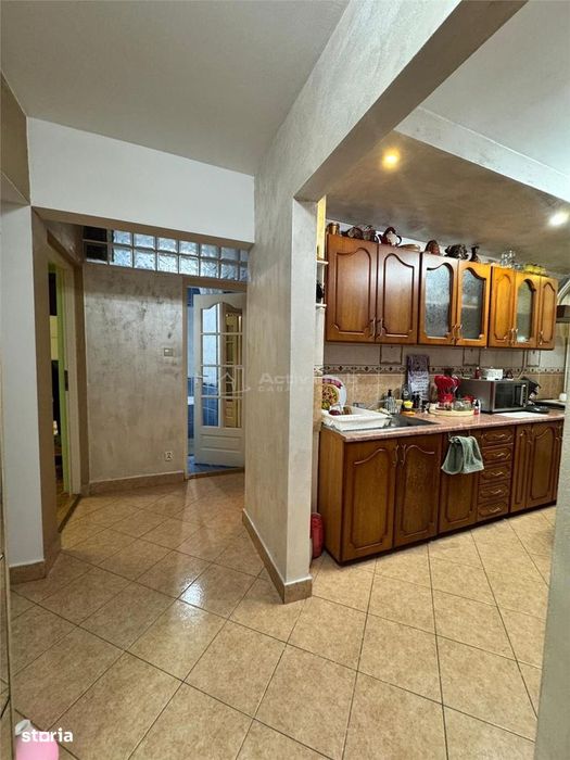 3 camere - 2 bai - Parter