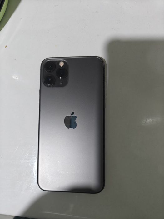 I phone 11 pro телефон 256 гб