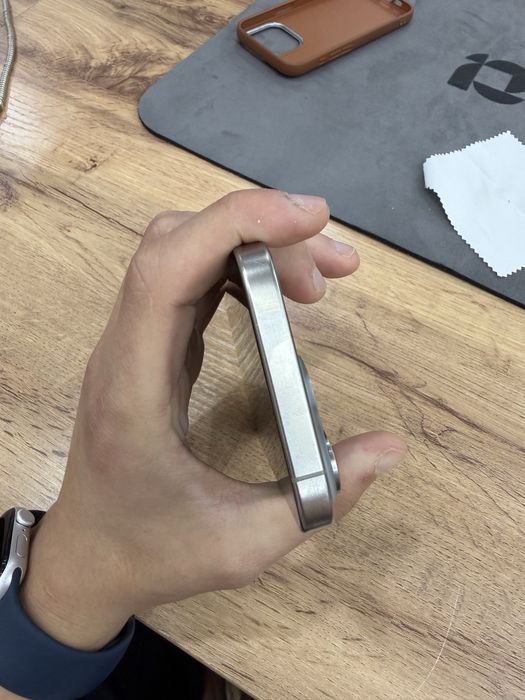 Iphone 15 pro 256gb емкость 83