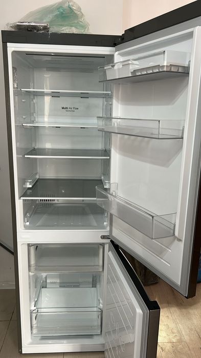 Холодильник LG Холодильник