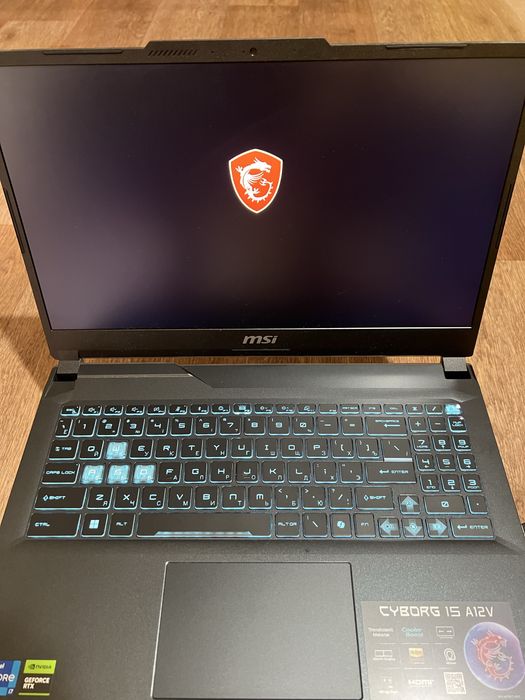 Игровой ноутбук MSI Cyborg 15