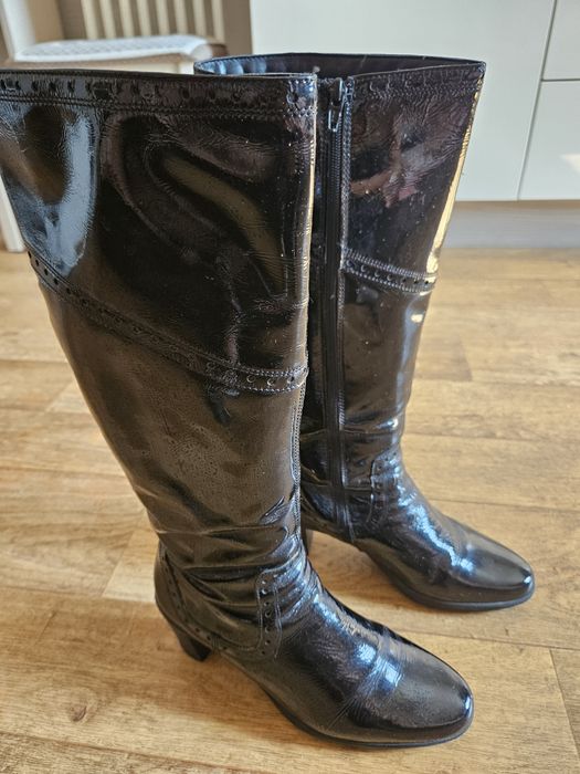 Продам женские сапоги 40размер