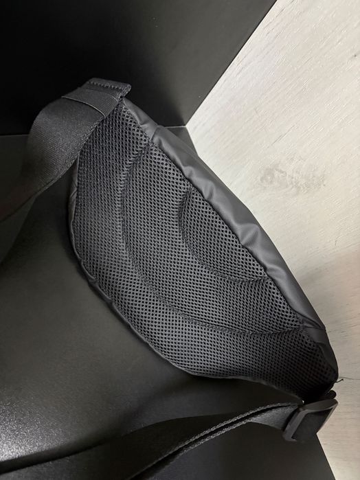 Flair Мъжка Чантичка За Кръст