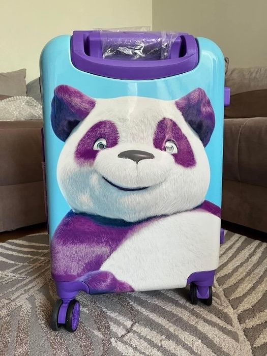 Твърд куфар размер 55/37/22 см Емека