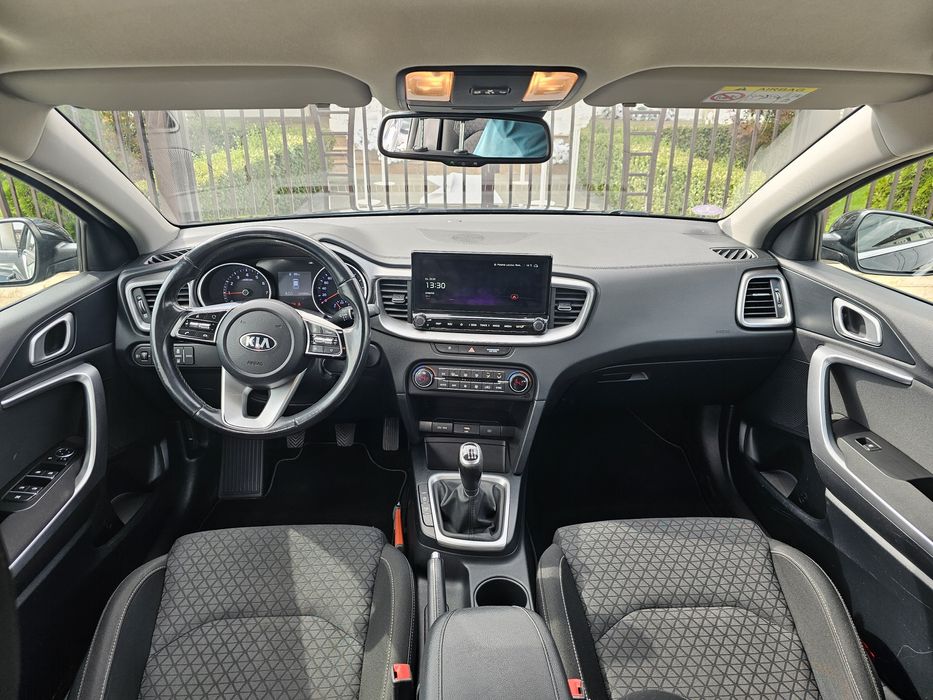Kia Ceed, Navigatie, Camera, Line assist, an 2021
