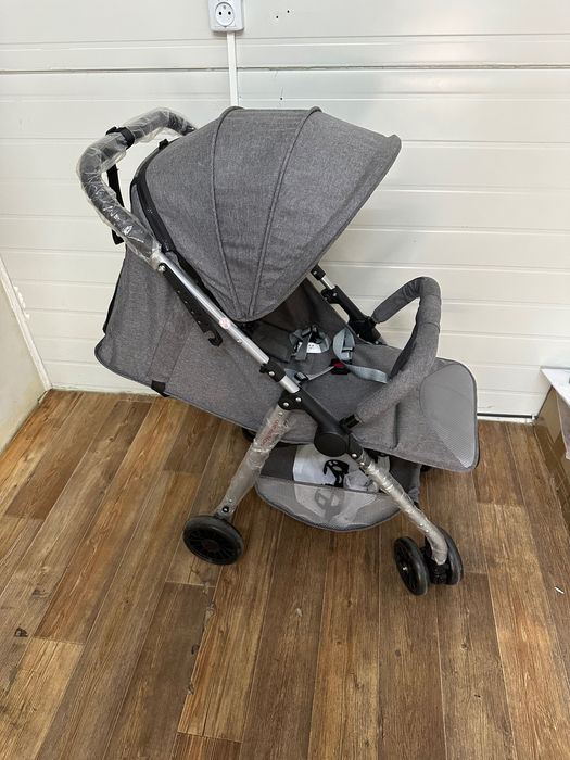 Новая коляска 25000