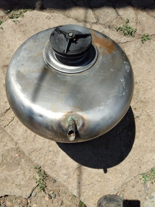 Продам бачок от стиральной машинки