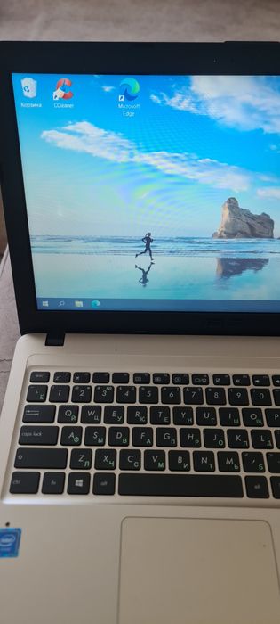 Продам ноутбук Asus x540s
