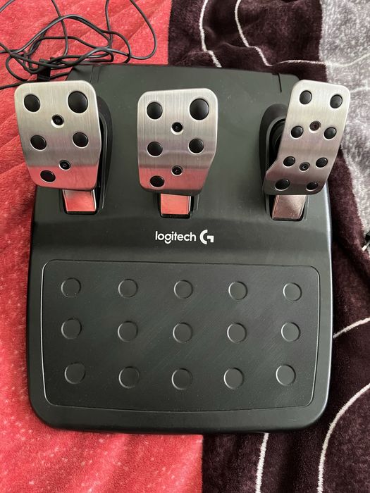 Logitech G29 + педали