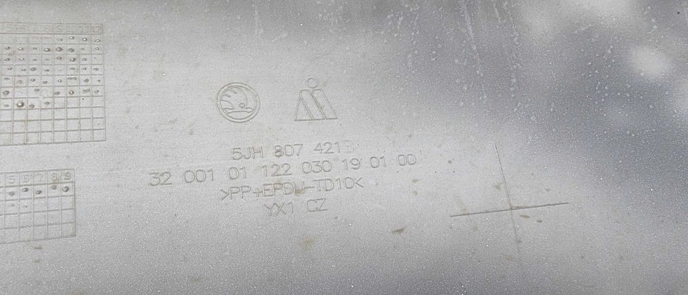 Bara spate Skoda Rapid 2013 2014 / 2015 2016 / 2017