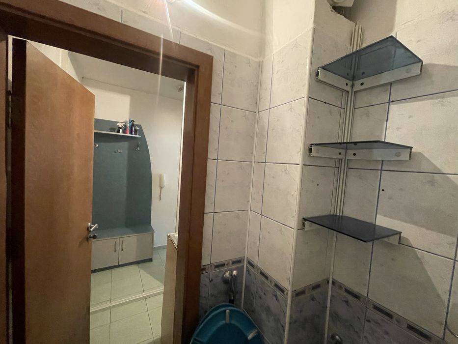 Дава се под наем Едностаен апартамент в Варна, Център - 30 кв.м за 280.5 € - Снимка #14