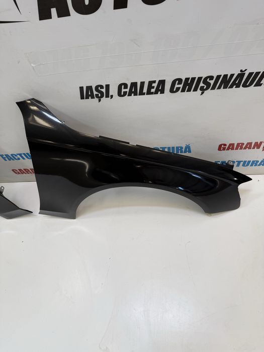Aripa fata stanga dreapta Audi A4 B8 negru neagra LZ9Y Originale