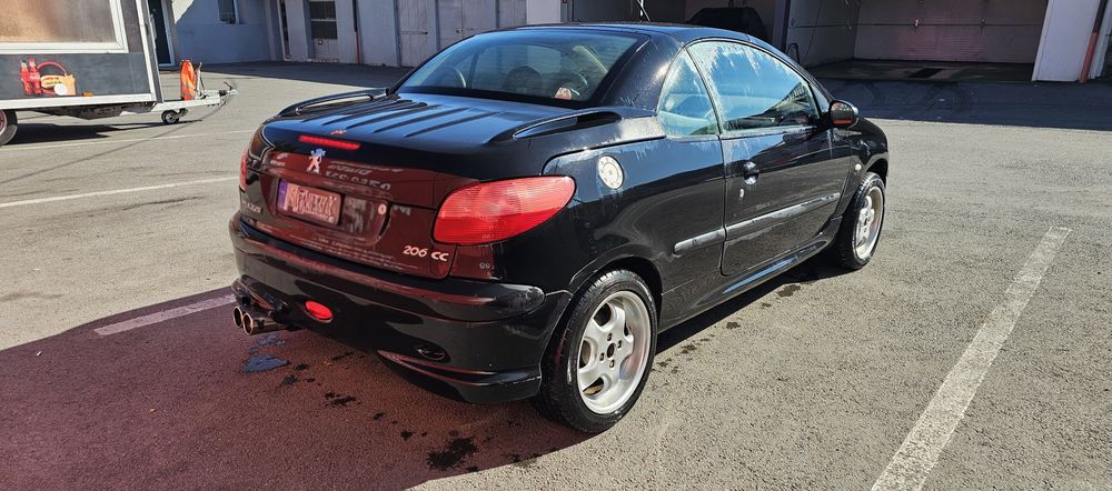 Vând Peugeot 206cc