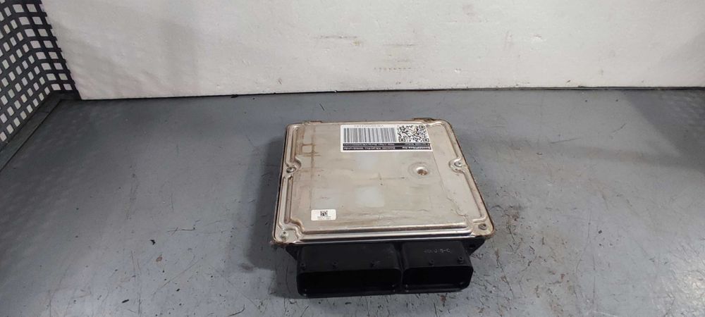 ECU volkswagen vw golf 6 hatchback an 2010 motor CBBB 2.0 170 cp