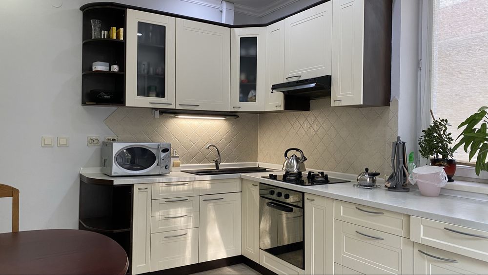 Продам 4-х комнатную квартиру