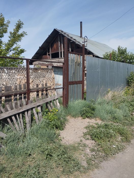 Дом с участком. Пос. Согра.