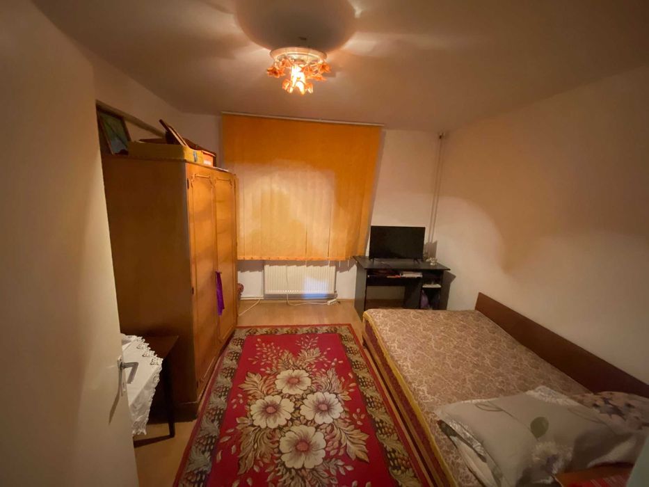 Închiriere 3 camere decomandat, centrala., George Enescu / Sineasca