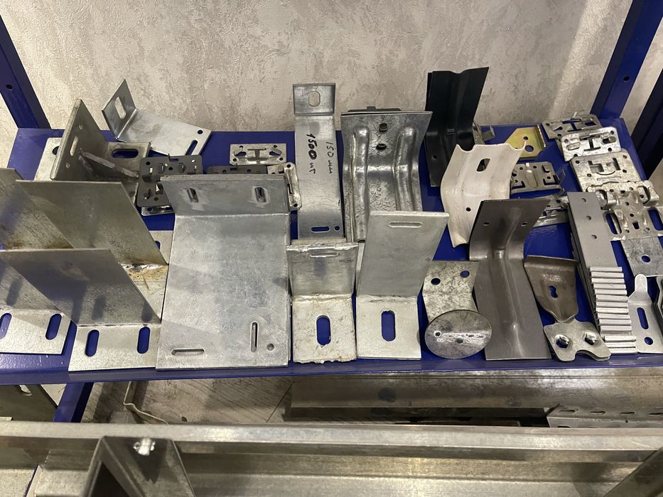 ЕнАрзон Фасад учун профиль, кронштейн ва кляммер оцинковкадан Венфасад