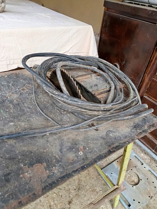 Продавам циркуляр на трифазен ток работи перфектно