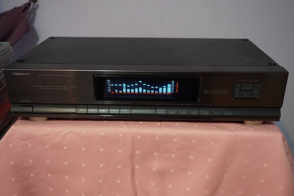 SOUNDWAVE Q-1200 eq/egalizator grafic pe 14 canale