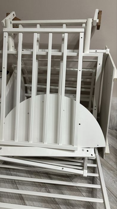 Продам детскую манеж-кровать трансформер