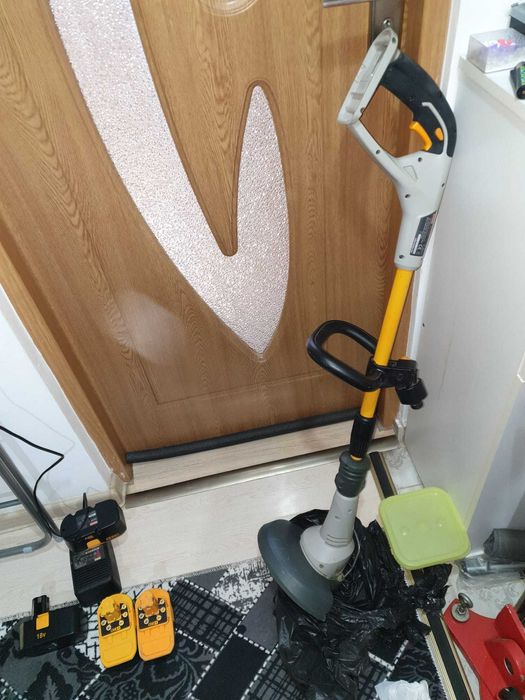 SUPER OFERTĂ  De vânzare trimer Ryobi.