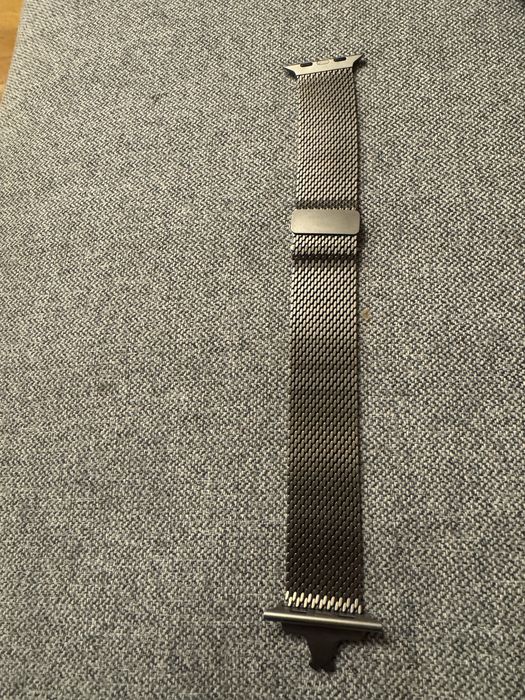 Apple watch ultra  titanium band 49 mm