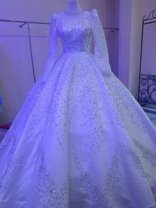 Келин куйлаклар тезда сотилади холати аъло