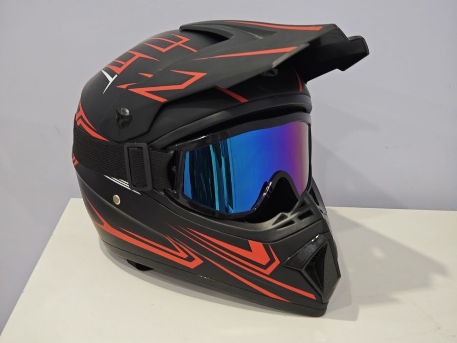 шлем состояние новый