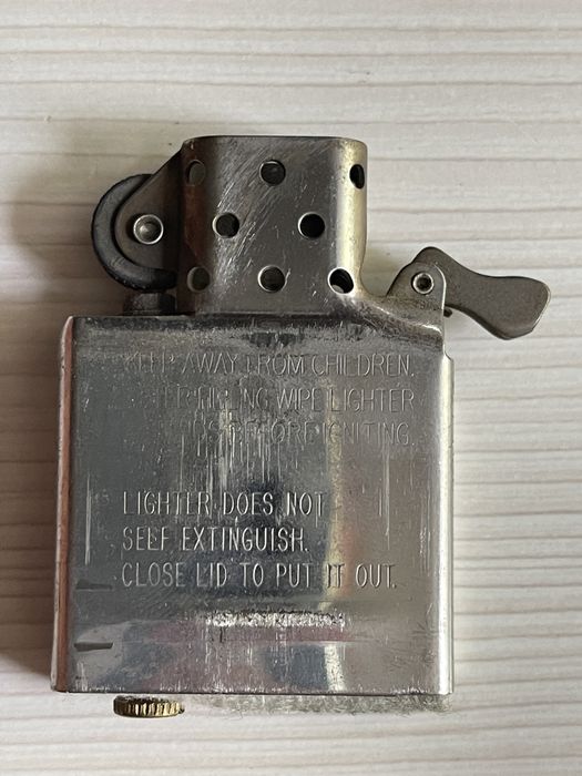 Bricheta      Zippo