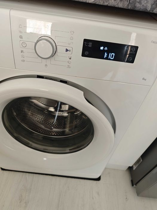 Пералня Whirlpool FWSF 61053 W