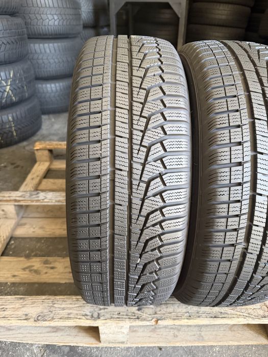 2 anvelope iarna 205/60/16 Hankook 7 mm!
