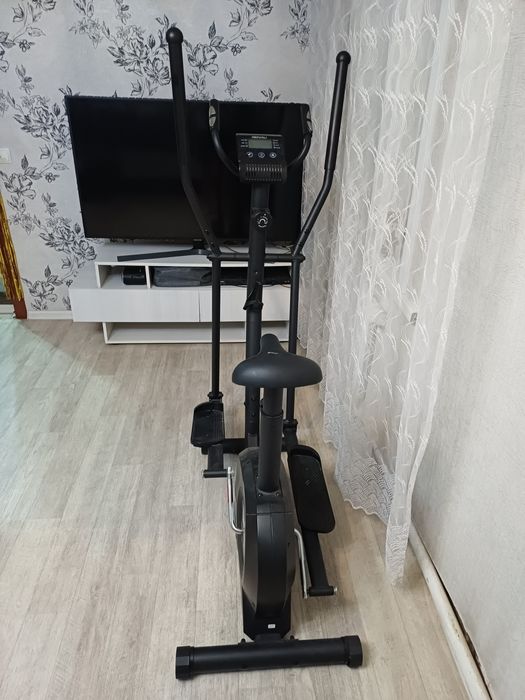 Продам эллиптический тренжер