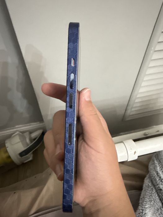 Iphone 13 pro  256 гб