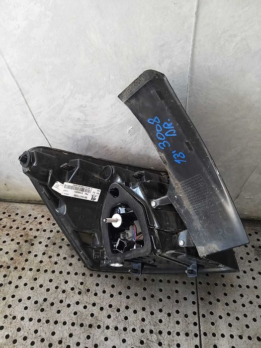 Stop tripla lampa dreapta led peugeot 3008 2 2018 9810477080 81550201