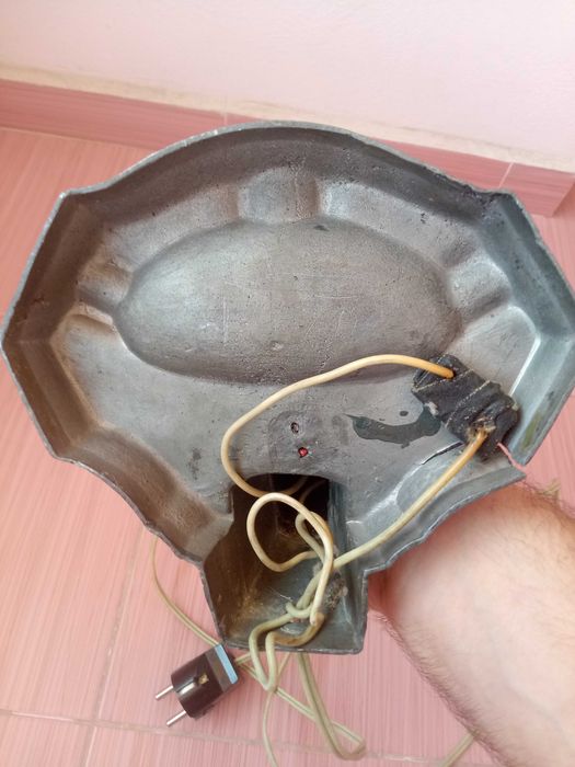 Стара нощна лампа.