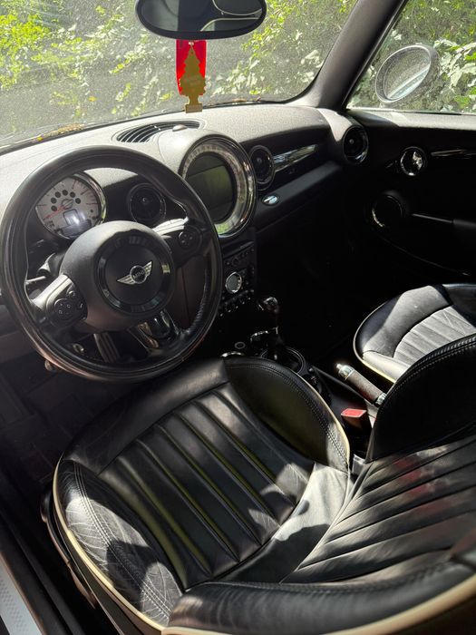 Mini Cooper S an 2011