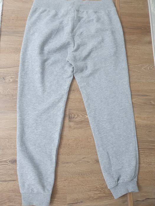 Продам трико спортивное утепленное