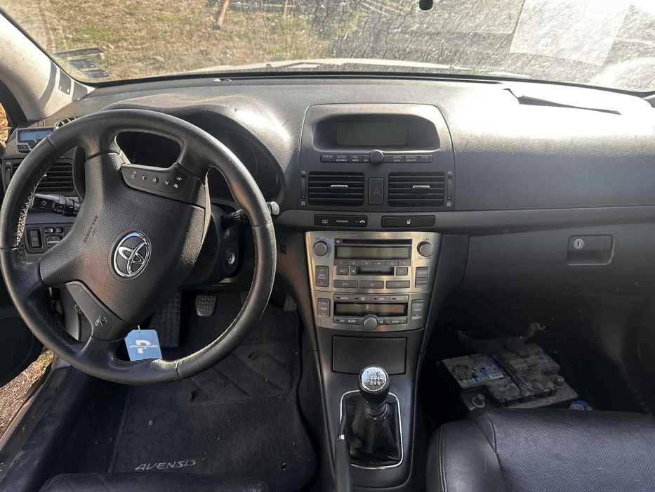 На части Toyota Avensis 2.2 D4D 150 к.с. 2005 година