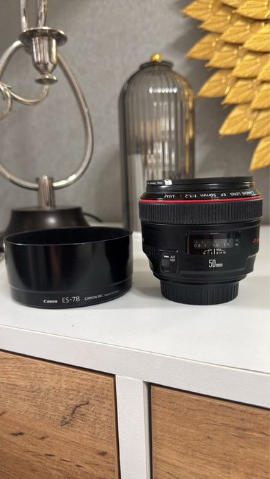 Продам объектив Canon EF 55mm f/1.2 L