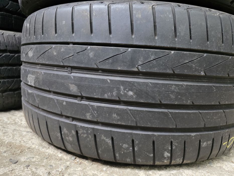 2бр Летни гуми 245 35 19 - Hankook - DOT 2024